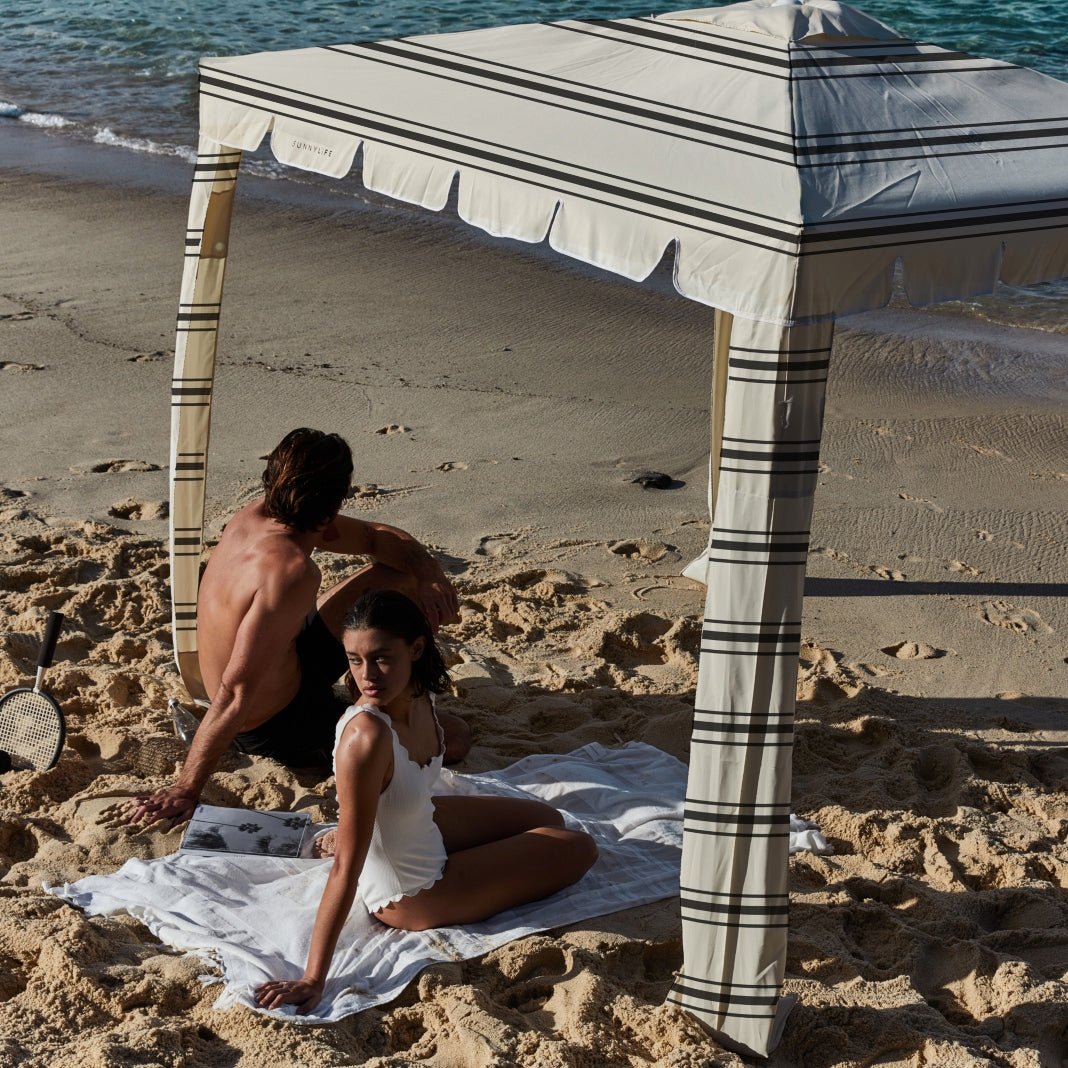 5 OF OUR MOST TRENDING BEACH STYLES IN 2023 - SUNNYLiFE UK