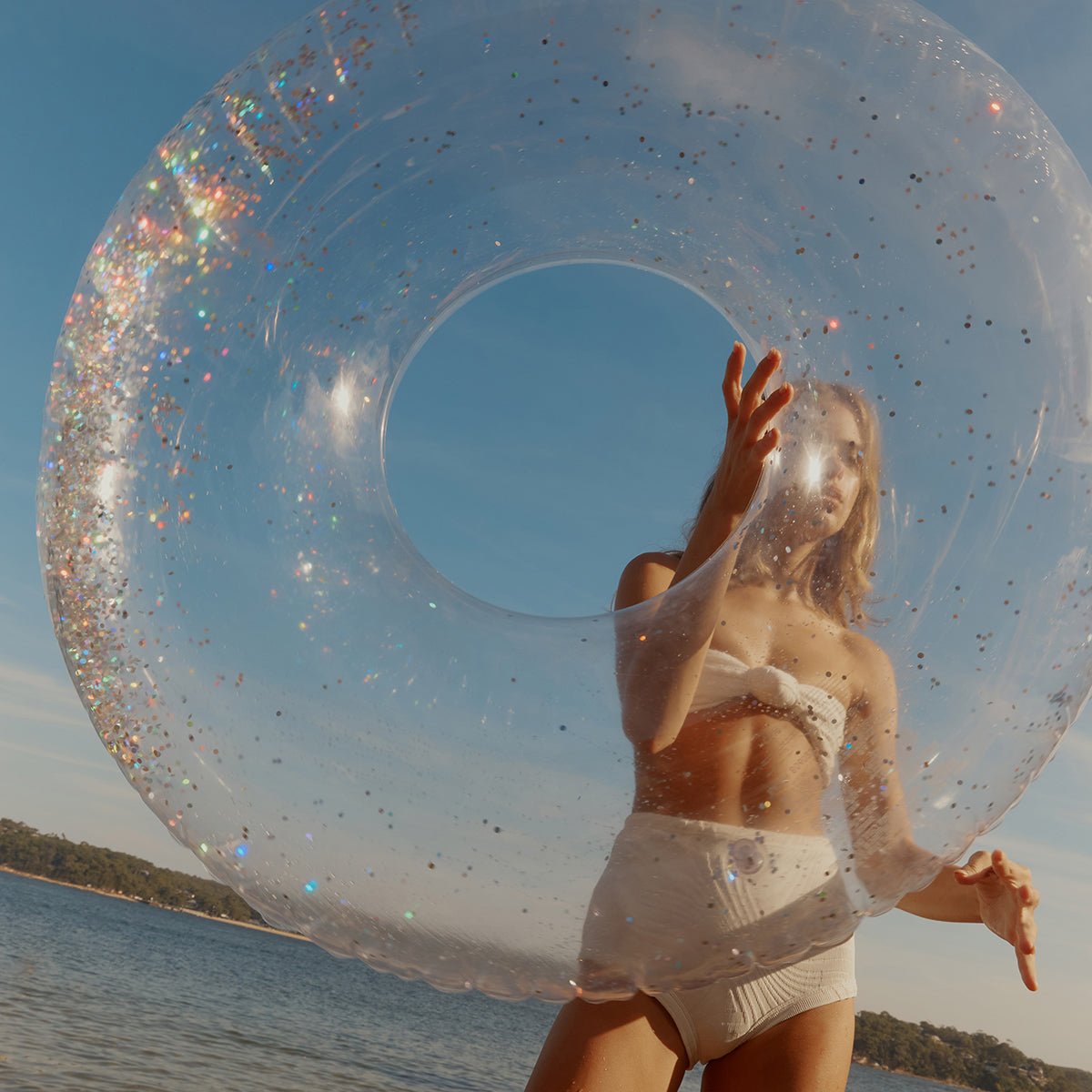 A Sparkling Deal: Dive Into Singles Day With SUNNYLiFE - SUNNYLiFE UK