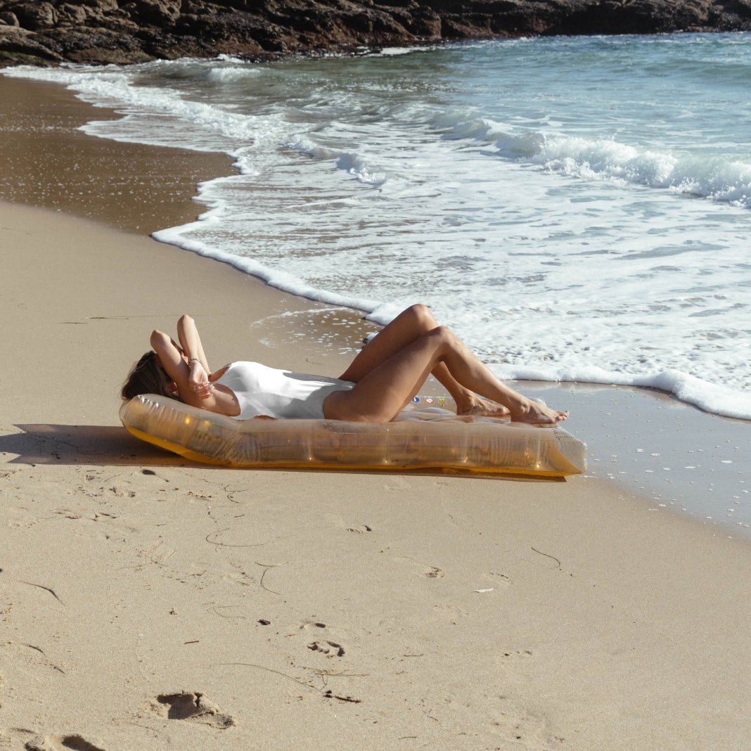 SUMMER STARTS NOW - SUNNYLiFE UK