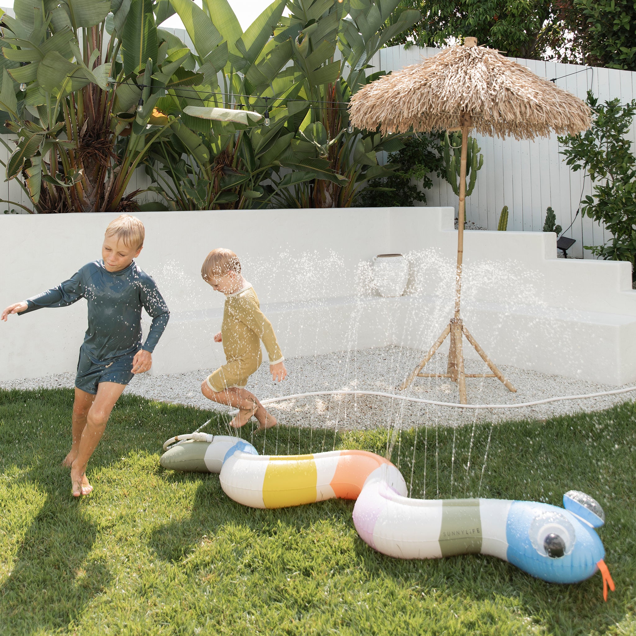 Inflatable Sprinkler - Into the Wild