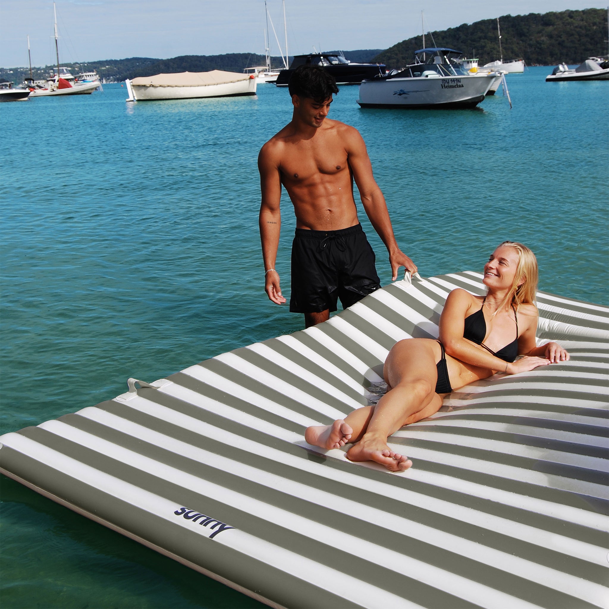 Party Pad Float - Seagrass Sage Stripe