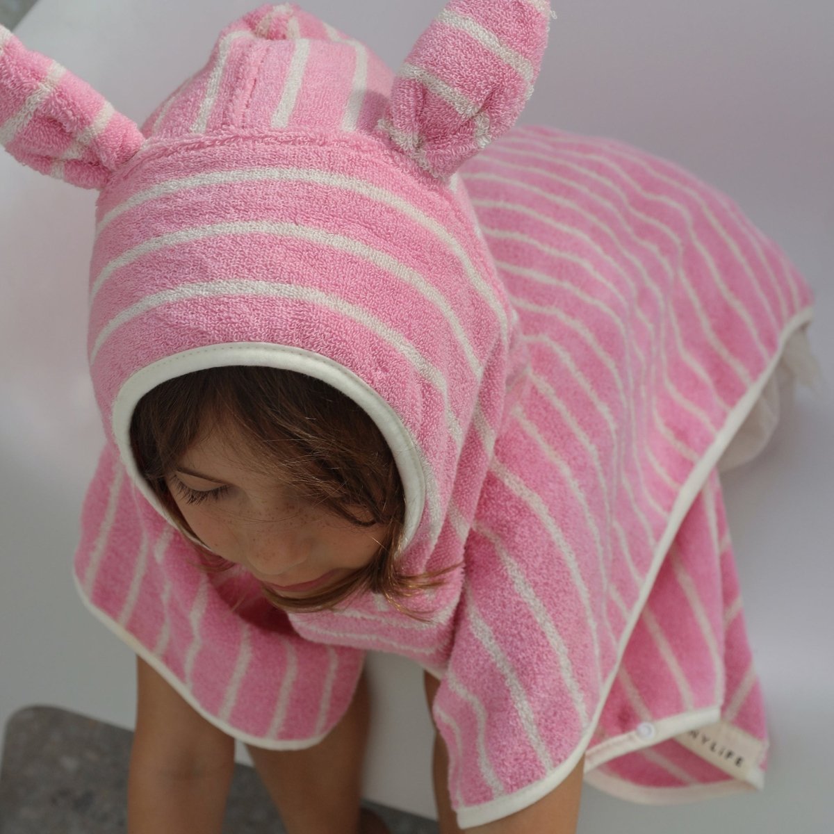 Kids Character Hooded Towel - Cotton Candy - SUNNYLiFE UK