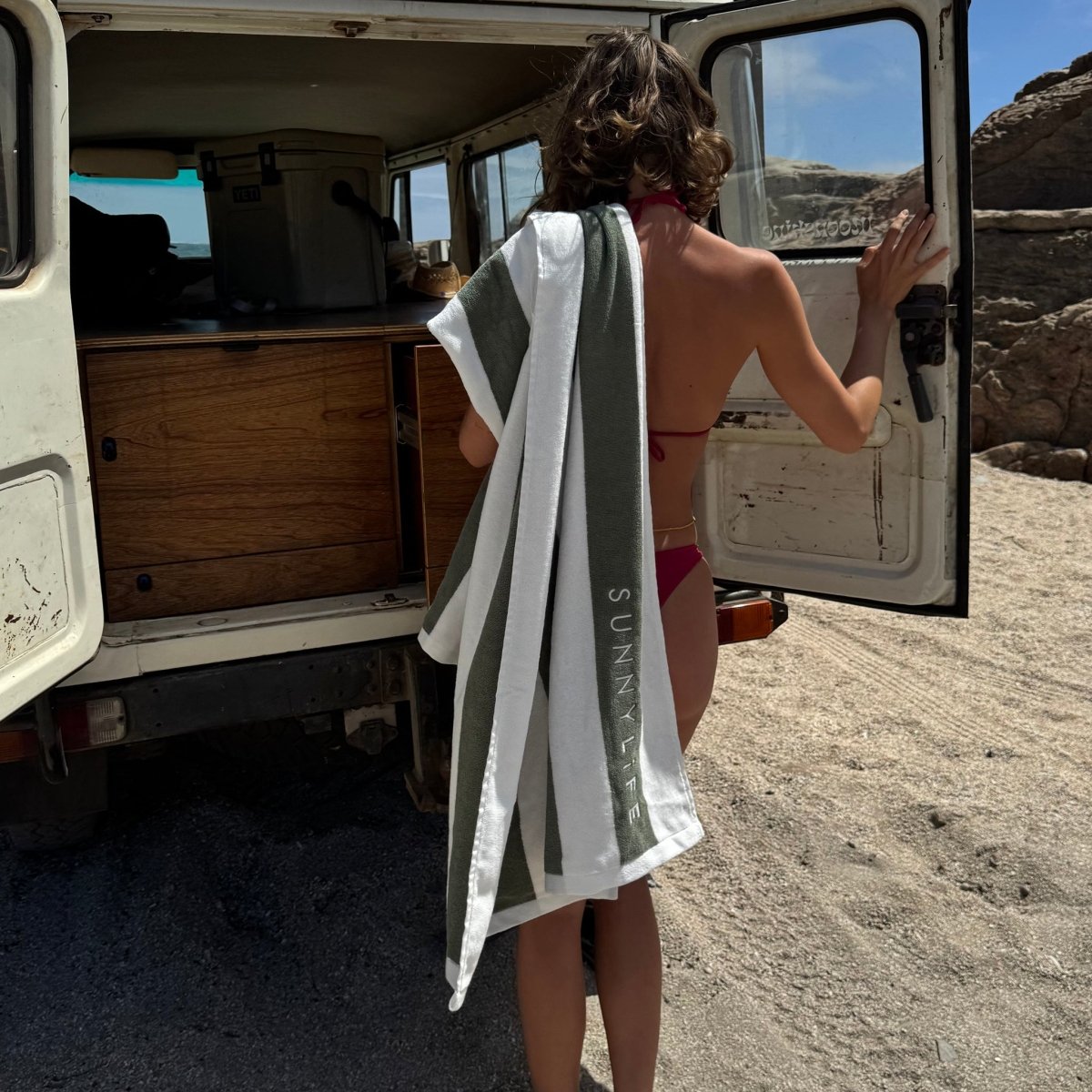 Luxe Towel - The Vacay - SUNNYLiFE UK