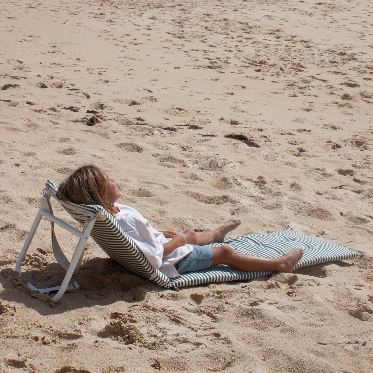 Reclining Beach Chair - The Vacay - SUNNYLiFE UK