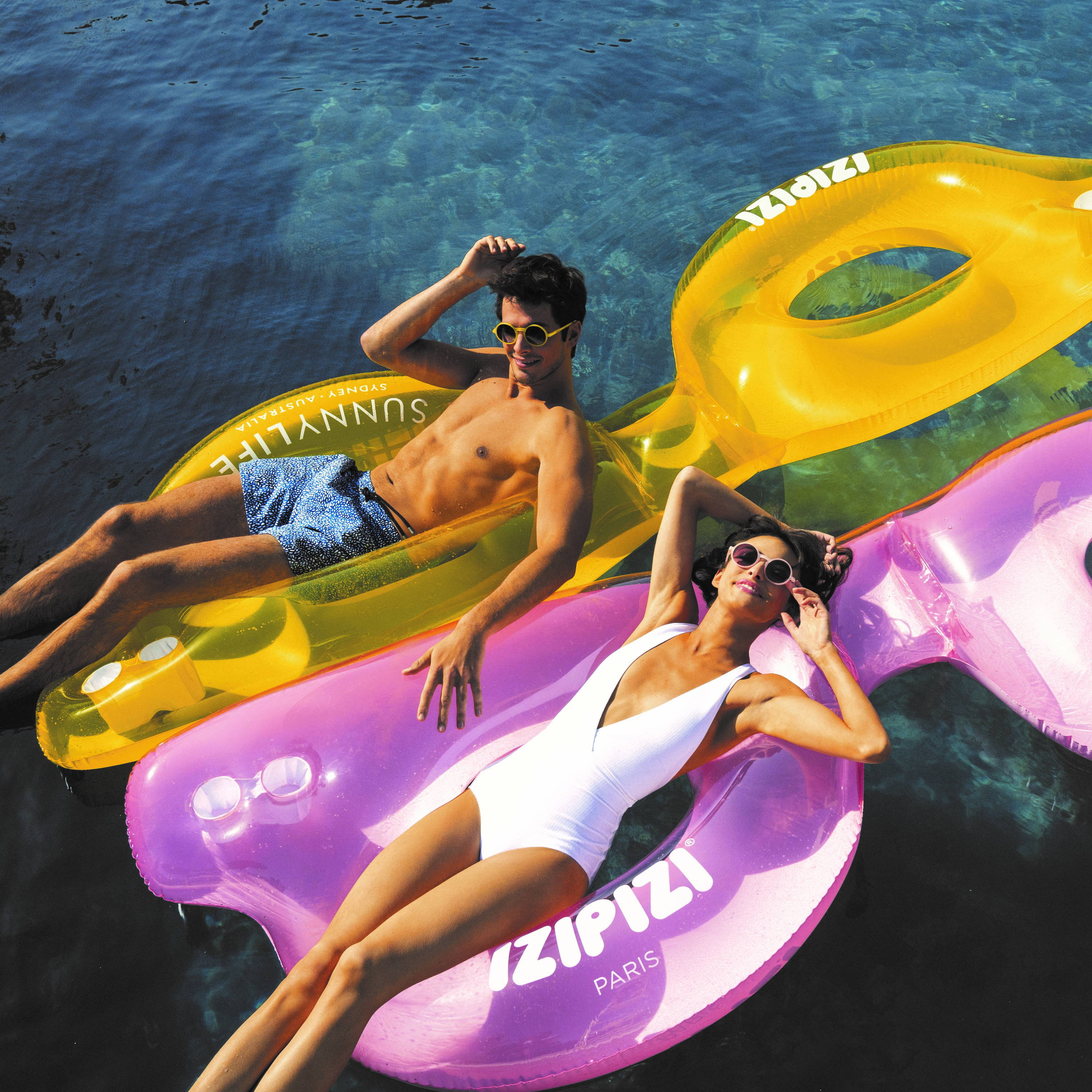 Izipizi x Sunnylife Summer's Most Colorful Colab' - SUNNYLiFE UK