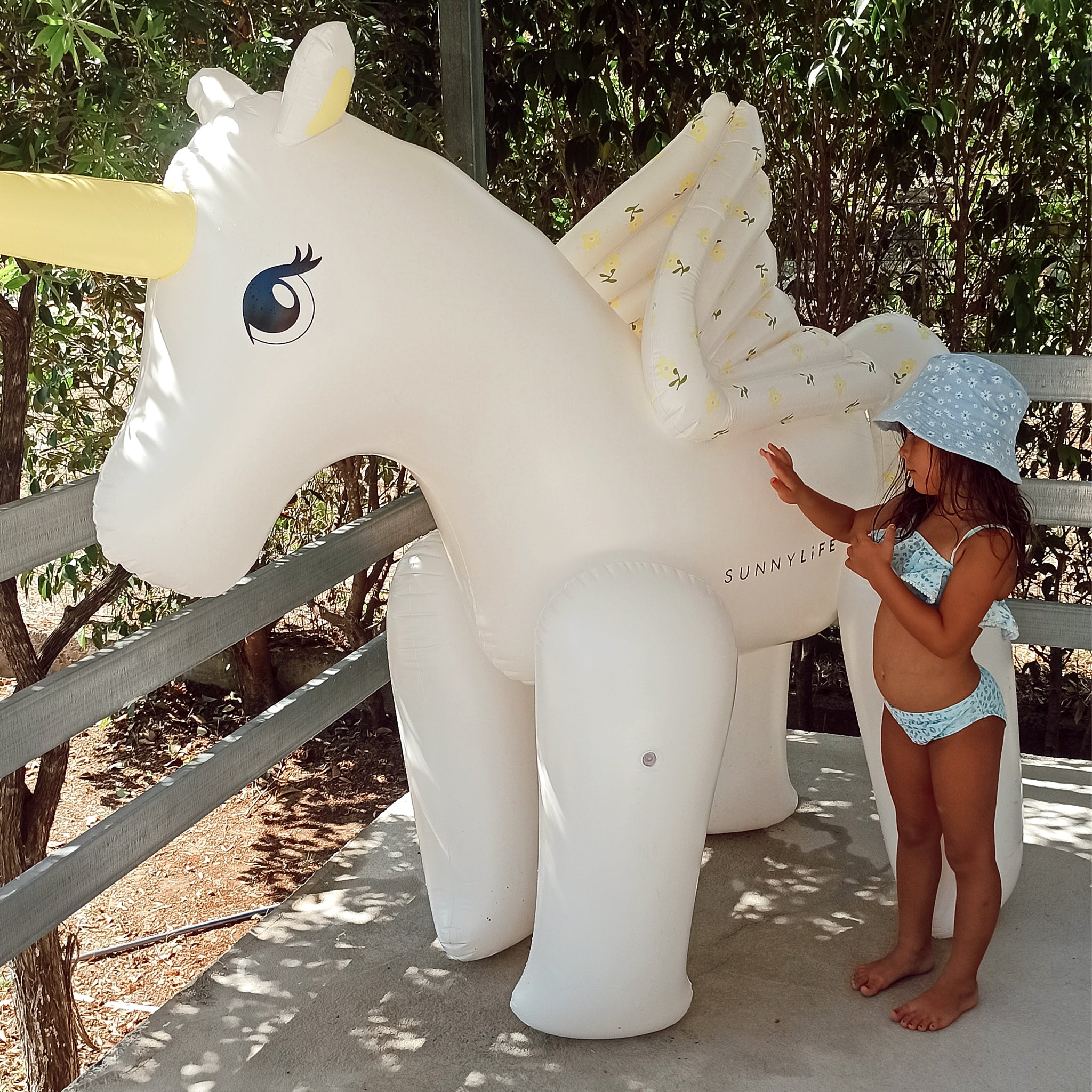 Inflatable Giant Sprinkler | Mima the Unicorn