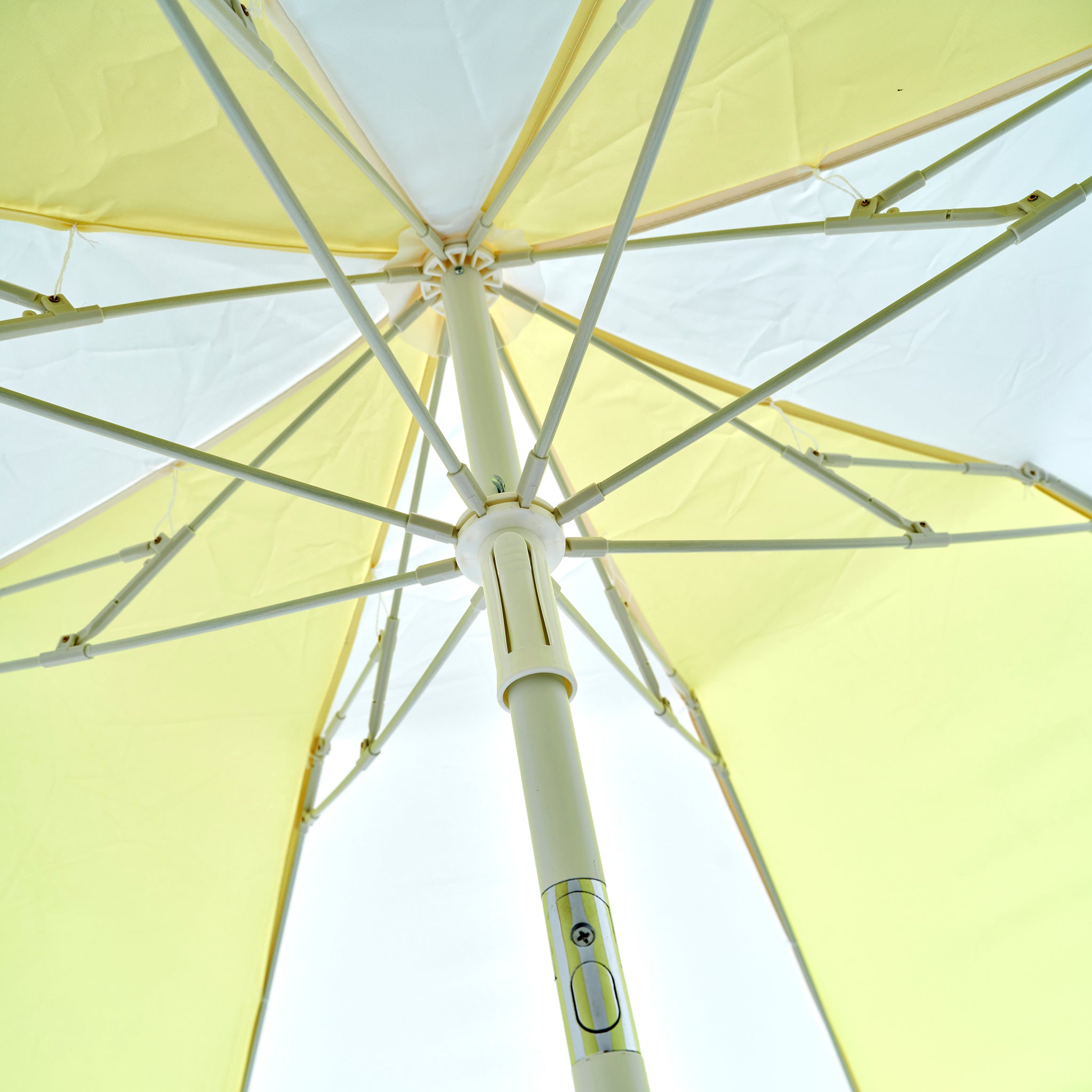 Compact Beach Umbrella - Limon