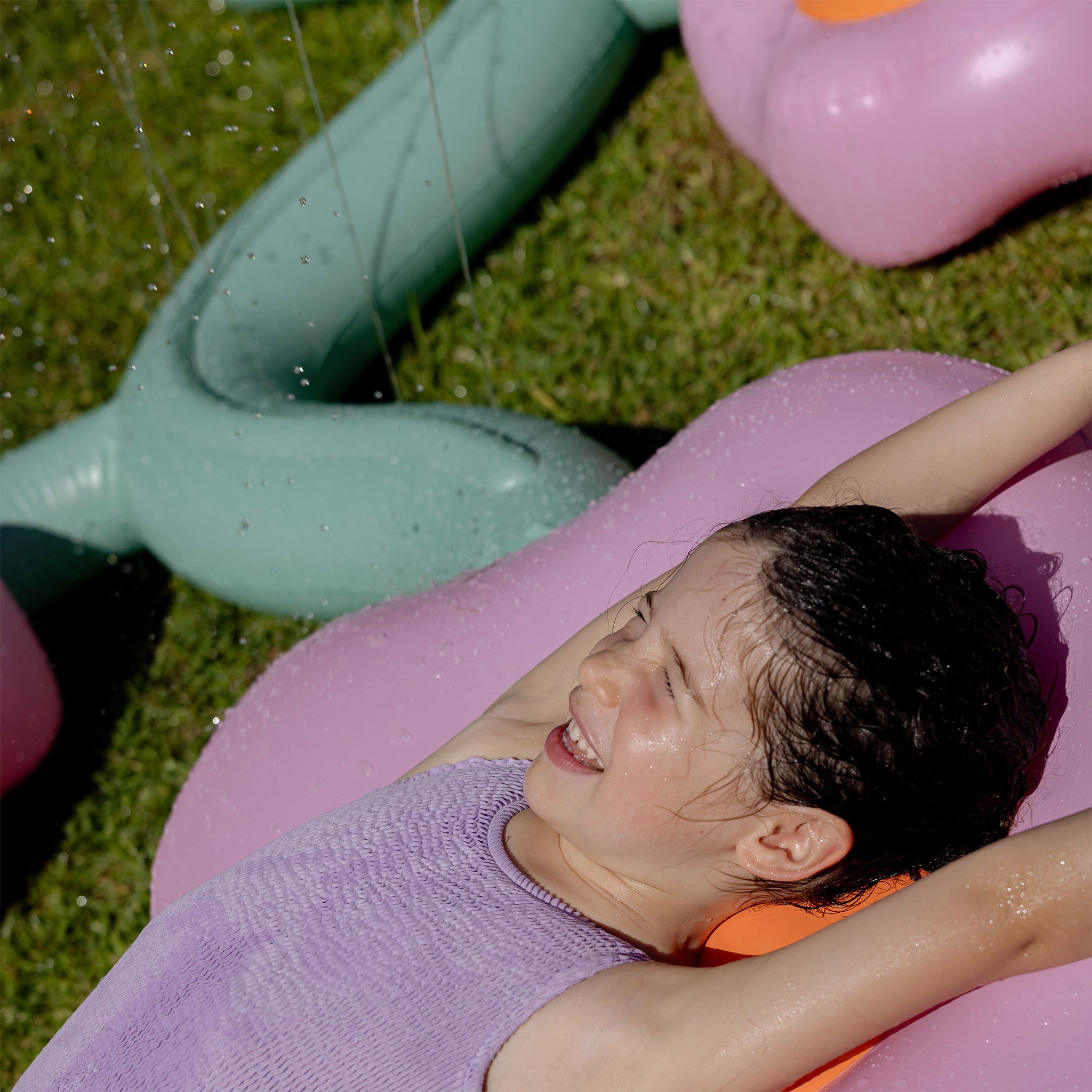 Kids Inflatable Backyard Sprinkler | SUNNYLiFE