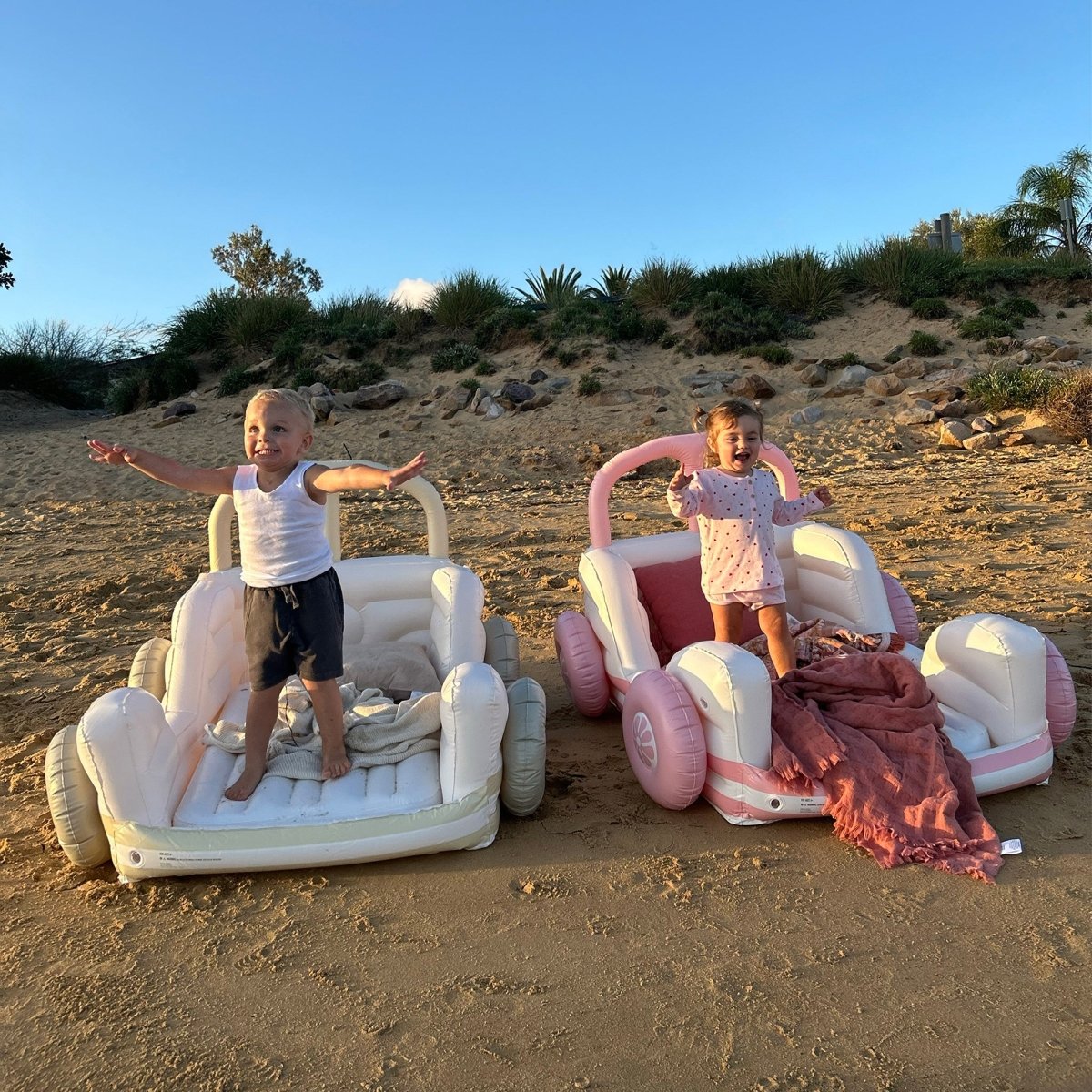 Kids Air Mattress - Summer Van - SUNNYLiFE UK