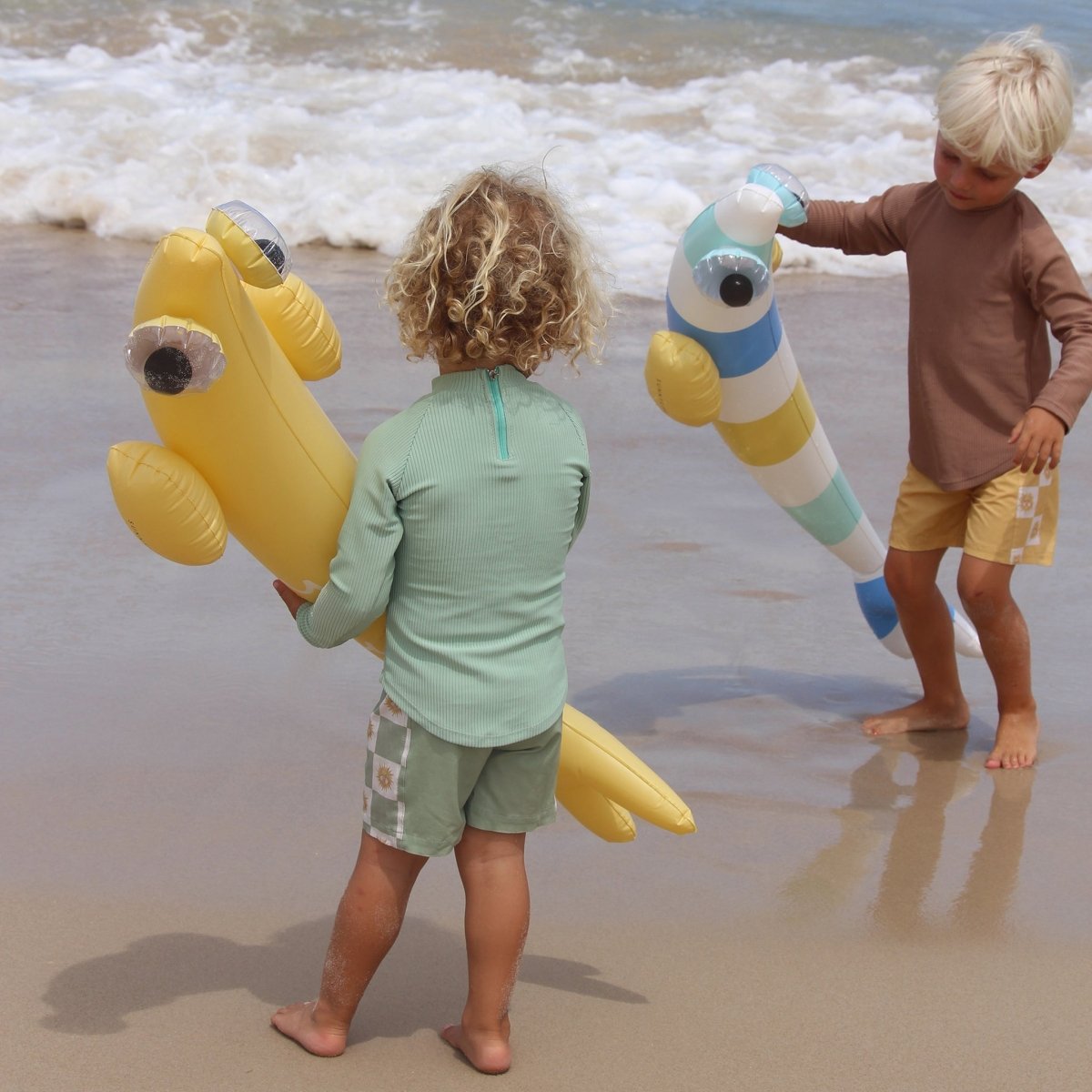 Kids Inflatable Noodle - Finn the Fish - SUNNYLiFE UK