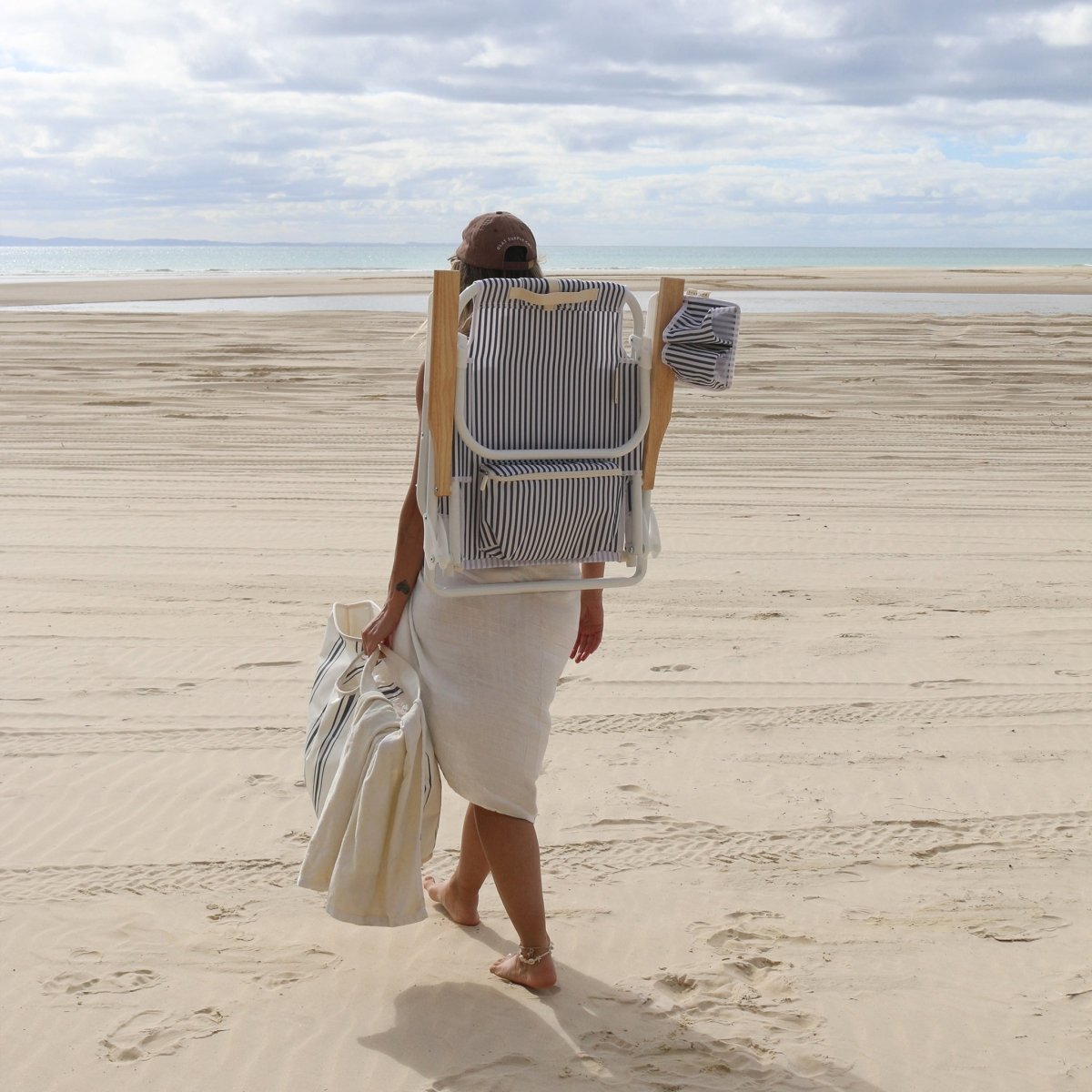 Luxe Beach Chair - The Resort - SUNNYLiFE UK