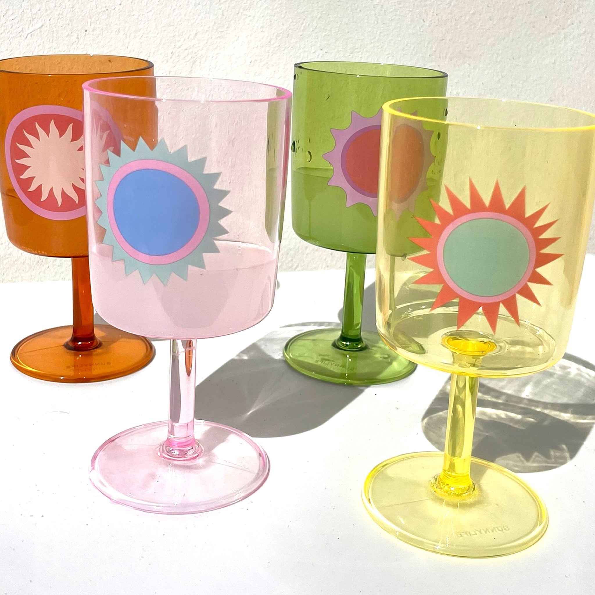 Poolside Wine Glass | Rio Sun Multi